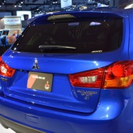 三菱 アウトランダー スポーツ（RVR）の2016年型（ロサンゼルスモーターショー15）