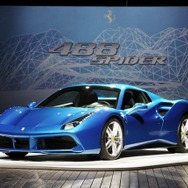 フェラーリ 488 スパイダー