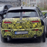 MINI クラブマン ジョンクーパーワークス（JCW）改良新型スクープ写真