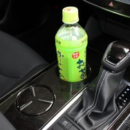 トヨタ クラウン 新型（ハイブリッド Gエグゼクティブ）