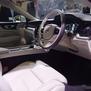 ボルボV60新型