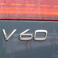 ボルボ V60 新型（T5 インスクリプション）