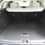ボルボ V60 新型（T5 インスクリプション）