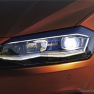 VW ポロ TSIハイライン LEDヘッドライト