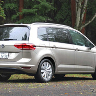 VW トゥーラン 新型（TDIハイライン）