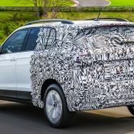 フォルクスワーゲン Tクロスの最新の開発プロトタイプ車