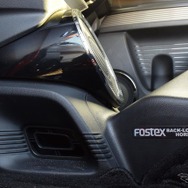 FOSTEXのスーパーウーファー。軽自動車の室内容積にはこれで十分すぎるほどだった。