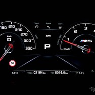 新型BMW M5 コンペティション
