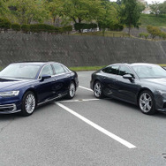アウディ A8 新型（左）とA7スポーツバック新型