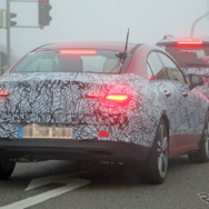 メルセデスベンツ CLA 次期型スクープ写真