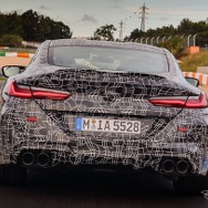 BMW M8 クーペ 新型のプロトタイプ