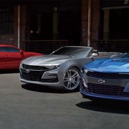 シボレー・カマロ 、左からLT RS、コンバーチブル、SS