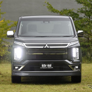 三菱 デリカD：5 新型（アーバンギア）