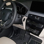 BMW X1 改良新型スクープ写真