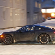 ポルシェ 911 次期型スクープ写真