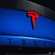 テスラ　Deep Blue Metallic Tesla Model S P100D