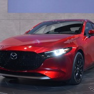 マツダ 3  ハッチバック 新型（東京オートサロン2019）