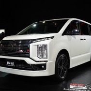 三菱デリカD：5 新型アーバンギア（東京オートサロン2019）