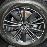 三菱デリカD：5 新型アーバンギア（東京オートサロン2019）