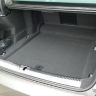 アウディA8 L 60 TFSI quattro