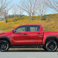 トヨタ ハイラックス Z“Black Rally Edition”