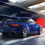 アウディ RS4アバント