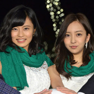 板野友美、小島瑠璃子／「LINE presents 表参道イルミネーション2015」点灯式