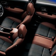 ヴェゼル ツーリング・ホンダセンシング インテリア オプション装着車