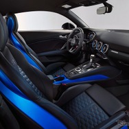 アウディ TT RS クーペ 改良新型