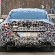 BMW M8 グランクーペ スクープ写真