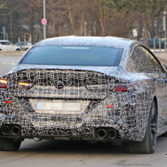 BMW M8 グランクーペ スクープ写真
