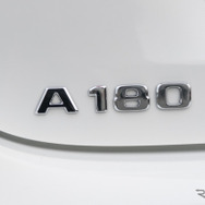 メルセデスベンツ Aクラス 新型（A180 スタイル AMGライン装着車）