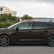 トヨタ・カローラ・ツーリングスポーツ 新型（欧州仕様）
