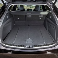 トヨタ・カローラ・ツーリングスポーツ 新型（欧州仕様）