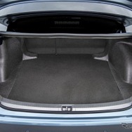 トヨタ・カローラ・セダン 新型（欧州仕様）