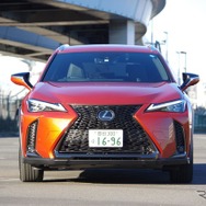 レクサス UX200 F SPORT