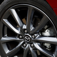 マツダ3 SKYACTIV-G 2.0（欧州仕様、マイルドハイブリッド）