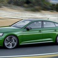 アウディ RS5 スポーツバック