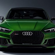 アウディ RS5 スポーツバック