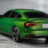アウディ RS5 スポーツバック