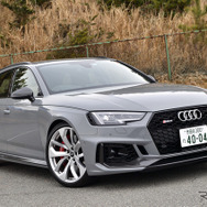 アウディ RS4アバント 新型