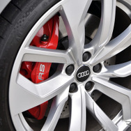 アウディ RS4アバント 新型