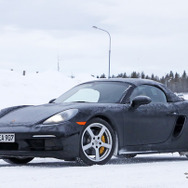 ポルシェ 718ボクスター 6気筒モデル スクープ写真
