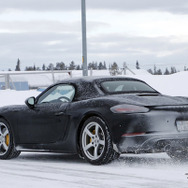 ポルシェ 718ボクスター 6気筒モデル スクープ写真
