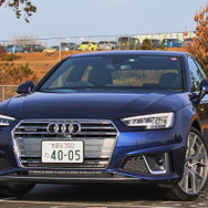 アウディ A4 45TFSI クワトロスポーツ