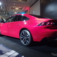 プジョー508新型