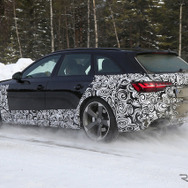 アウディ RS4アバント 改良新型（スクープ写真）