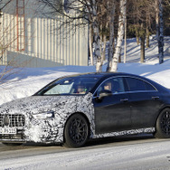 メルセデス AMG CLA45 スクープ写真