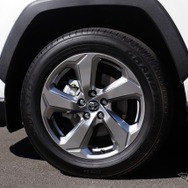 トヨタ RAV4 HYBRID G