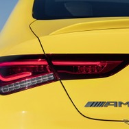 メルセデスAMG CLA 35 4MATIC